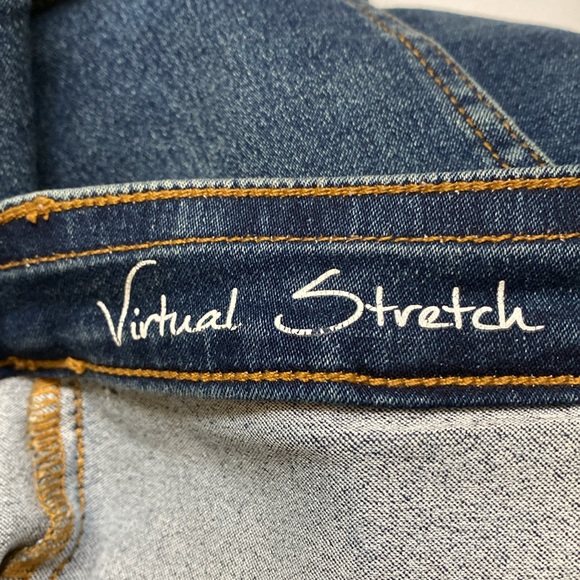 Gently Used DG2 Virtual Stretch Pull-On Utility Crop Jean 22 Women’s Petite - Picture 9 of 12